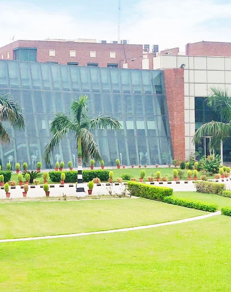 Jaipuria - Top MBA/PGDM College in Noida, Uttar Pradesh